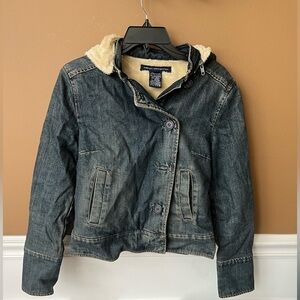 FRENCH CONNECTION Women’s Faux Fur Lined Hooded Faded Jean Jacket Size 2